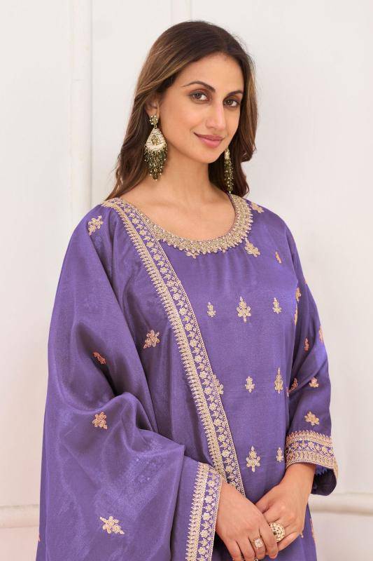 Gulkayra niru Salwar Kameez suppliers in pune
